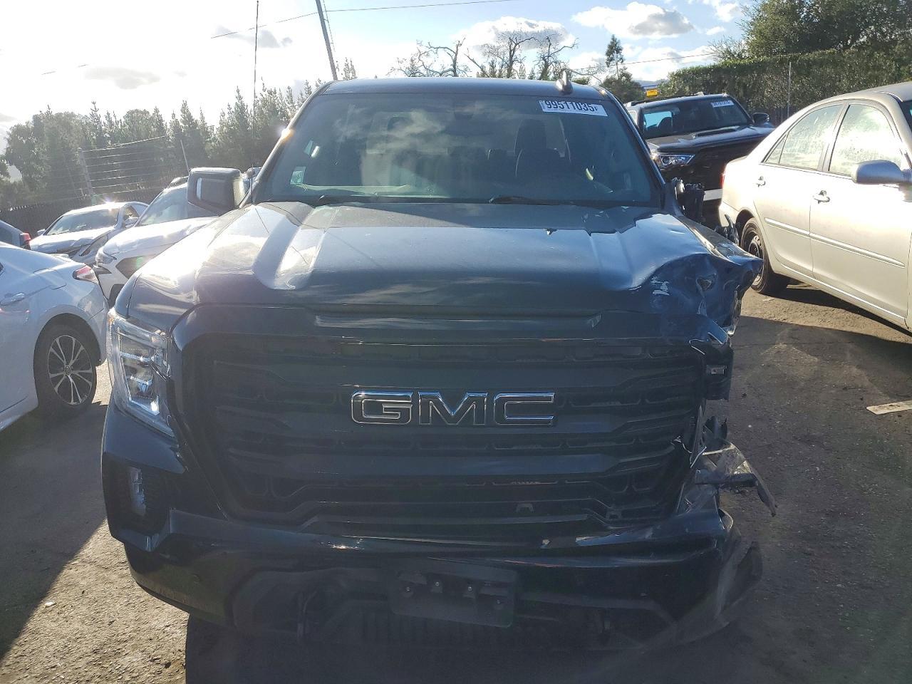 2022 GMC Sierra