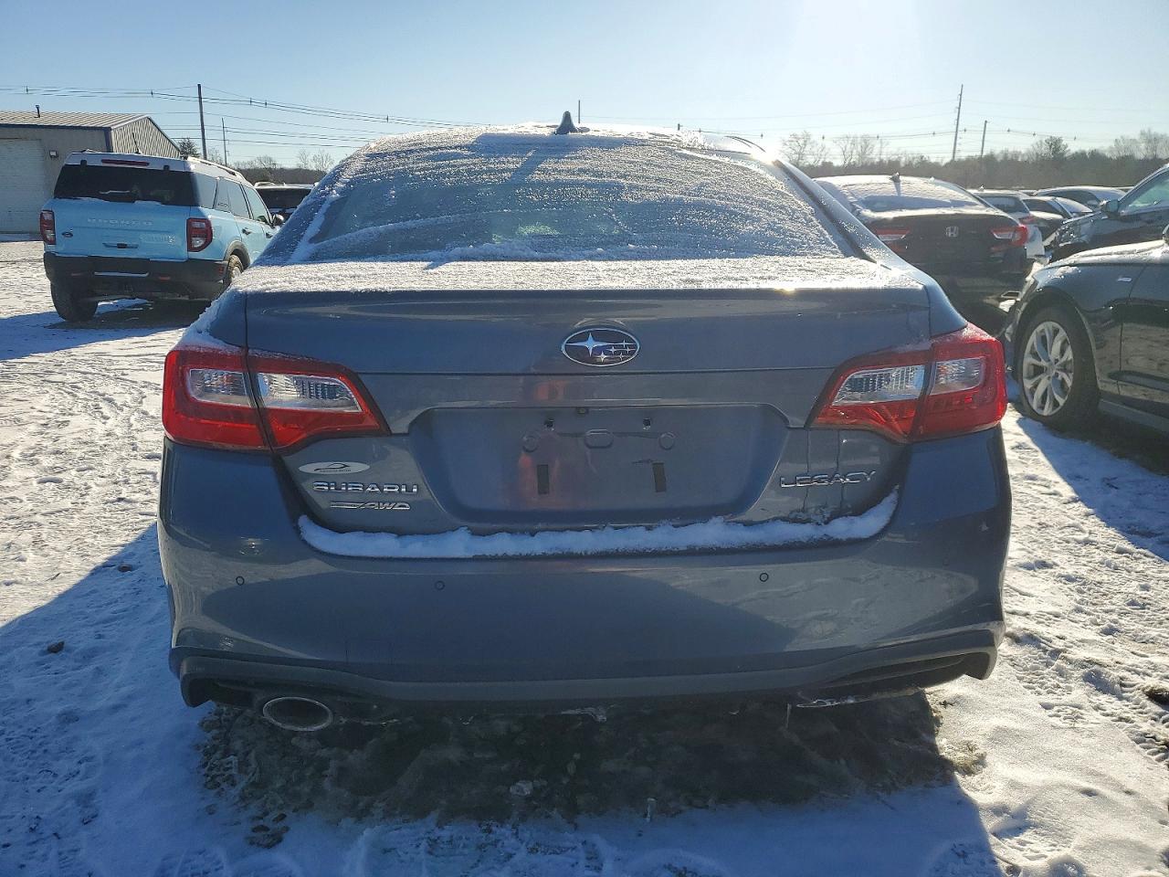 2018 SUBARU Legacy