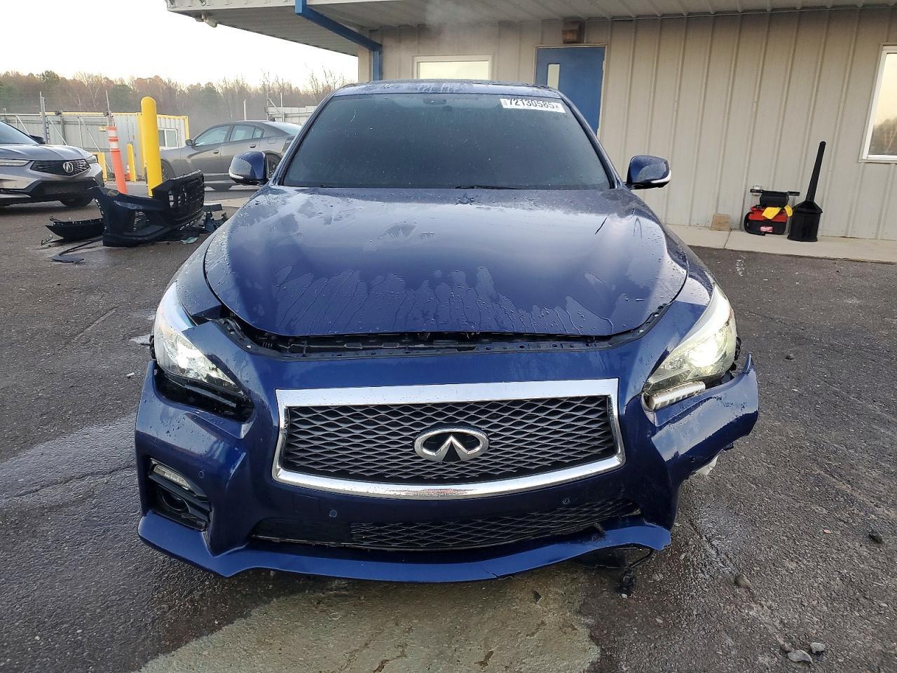 2017 INFINITI Q50