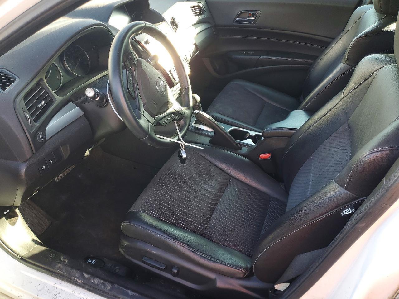 2016 ACURA ILX