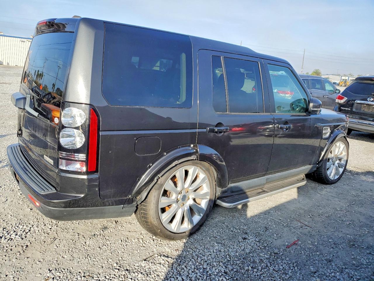 2015 LAND ROVER LR4