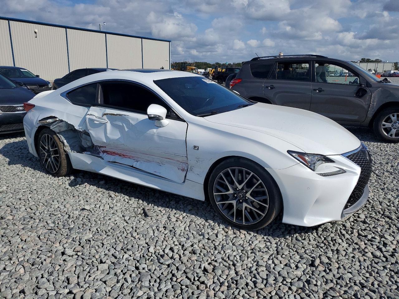 2017 LEXUS RC 200t