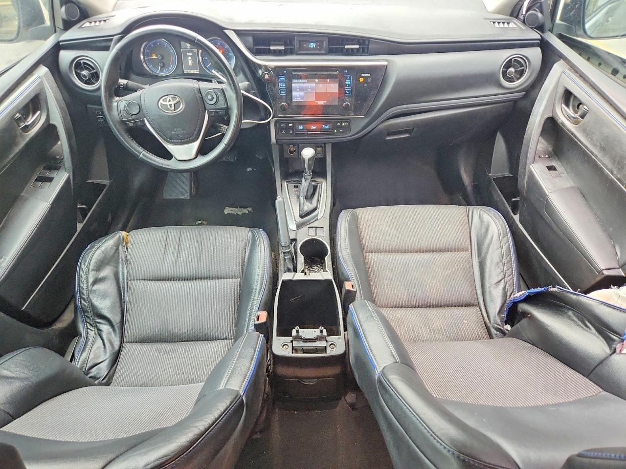 2017 TOYOTA COROLLA