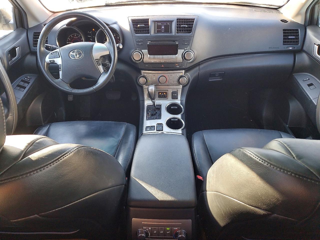 2012 TOYOTA HIGHLANDER