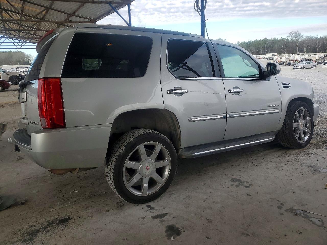 2013 CADILLAC ESCALADE