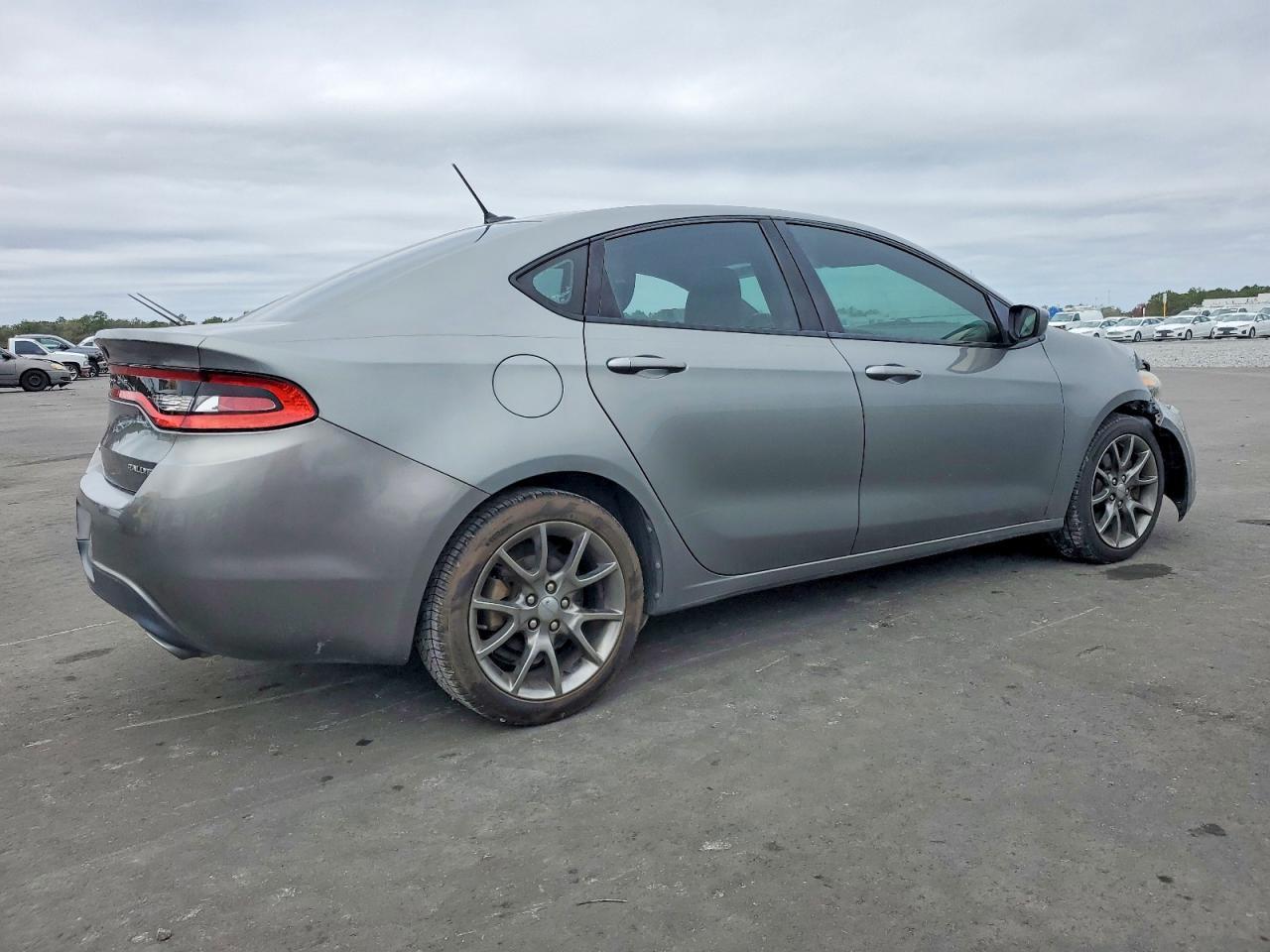 2013 DODGE Dart