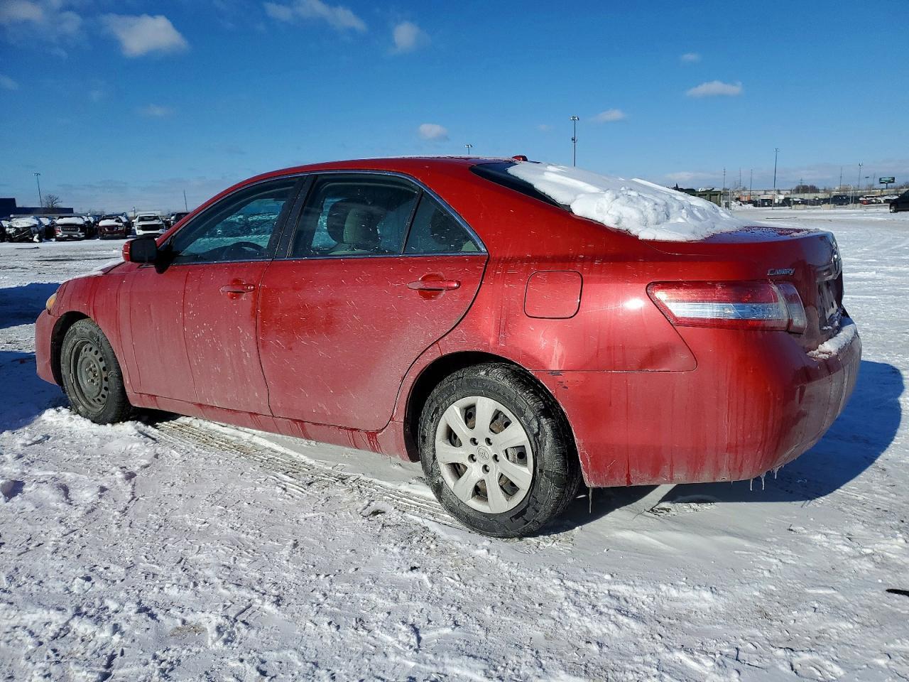 2011 TOYOTA CAMRY