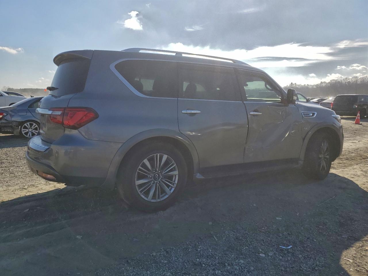 2018 INFINITI QX80