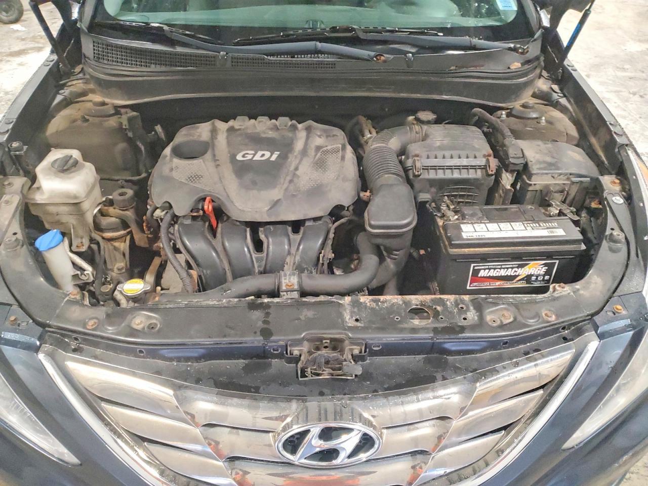 2011 HYUNDAI SONATA