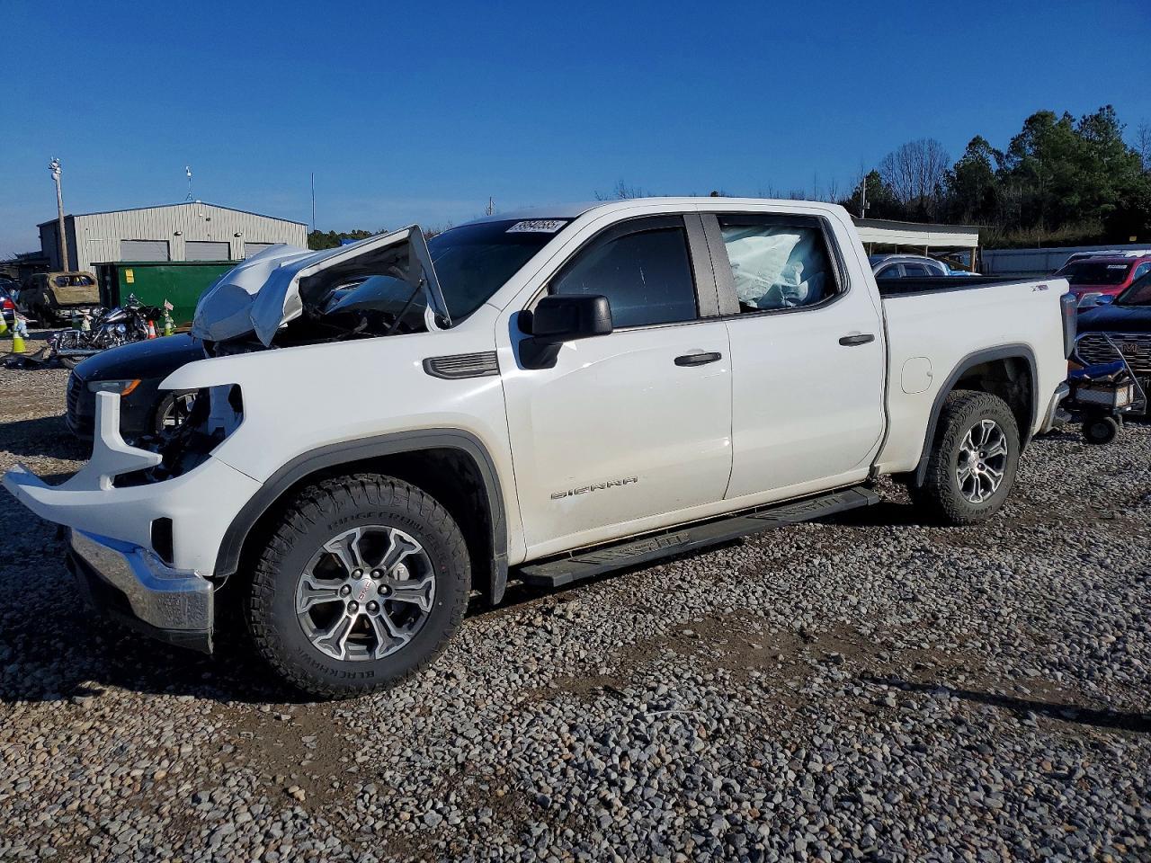 2023 GMC Sierra