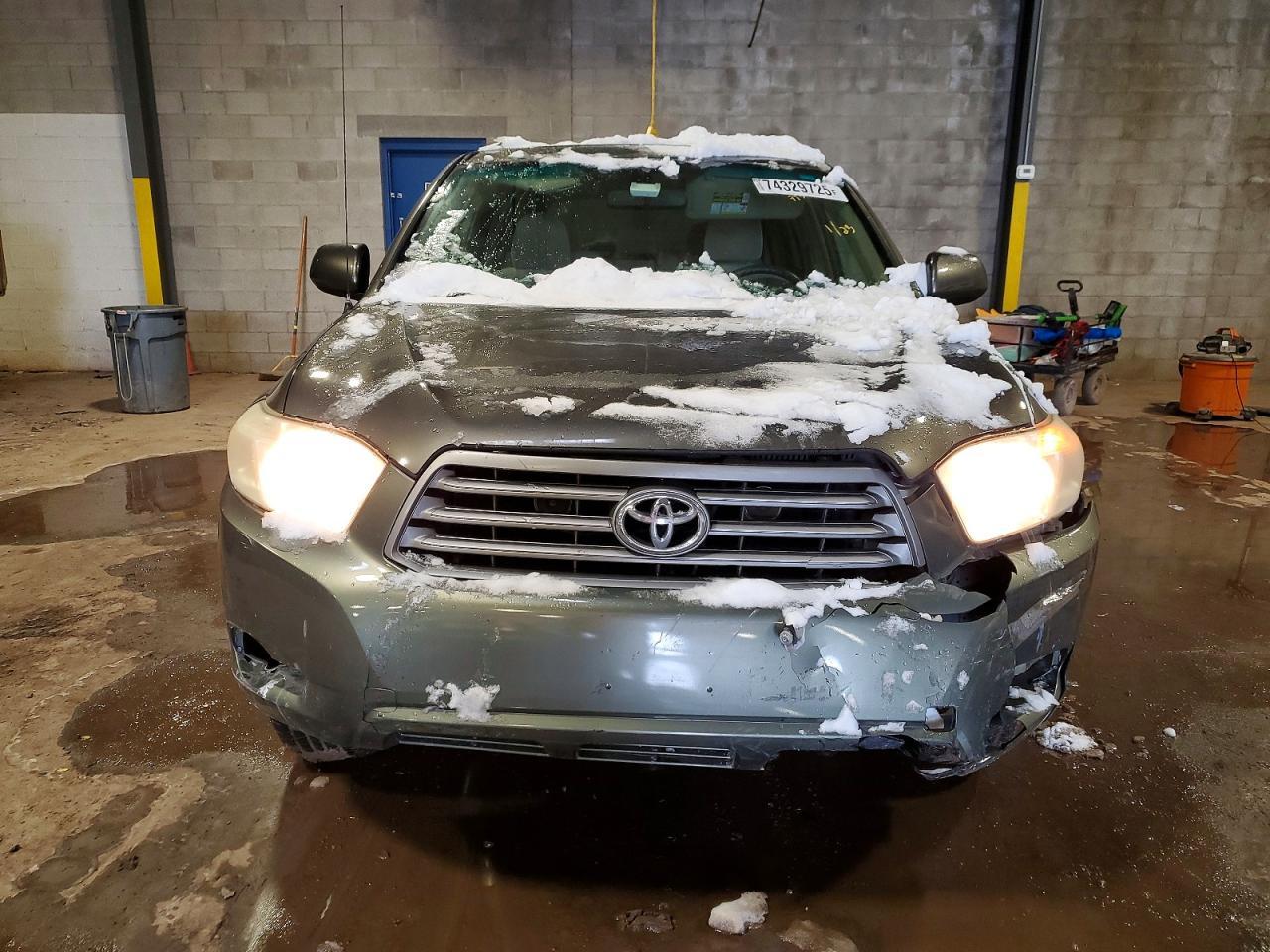 2009 TOYOTA HIGHLANDER