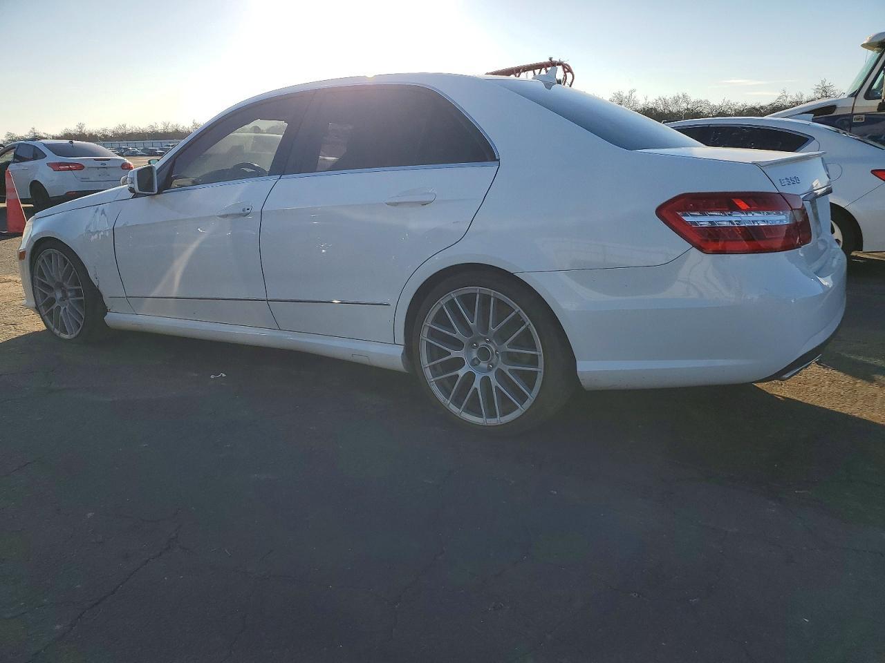 2013 MERCEDES-BENZ E-Class