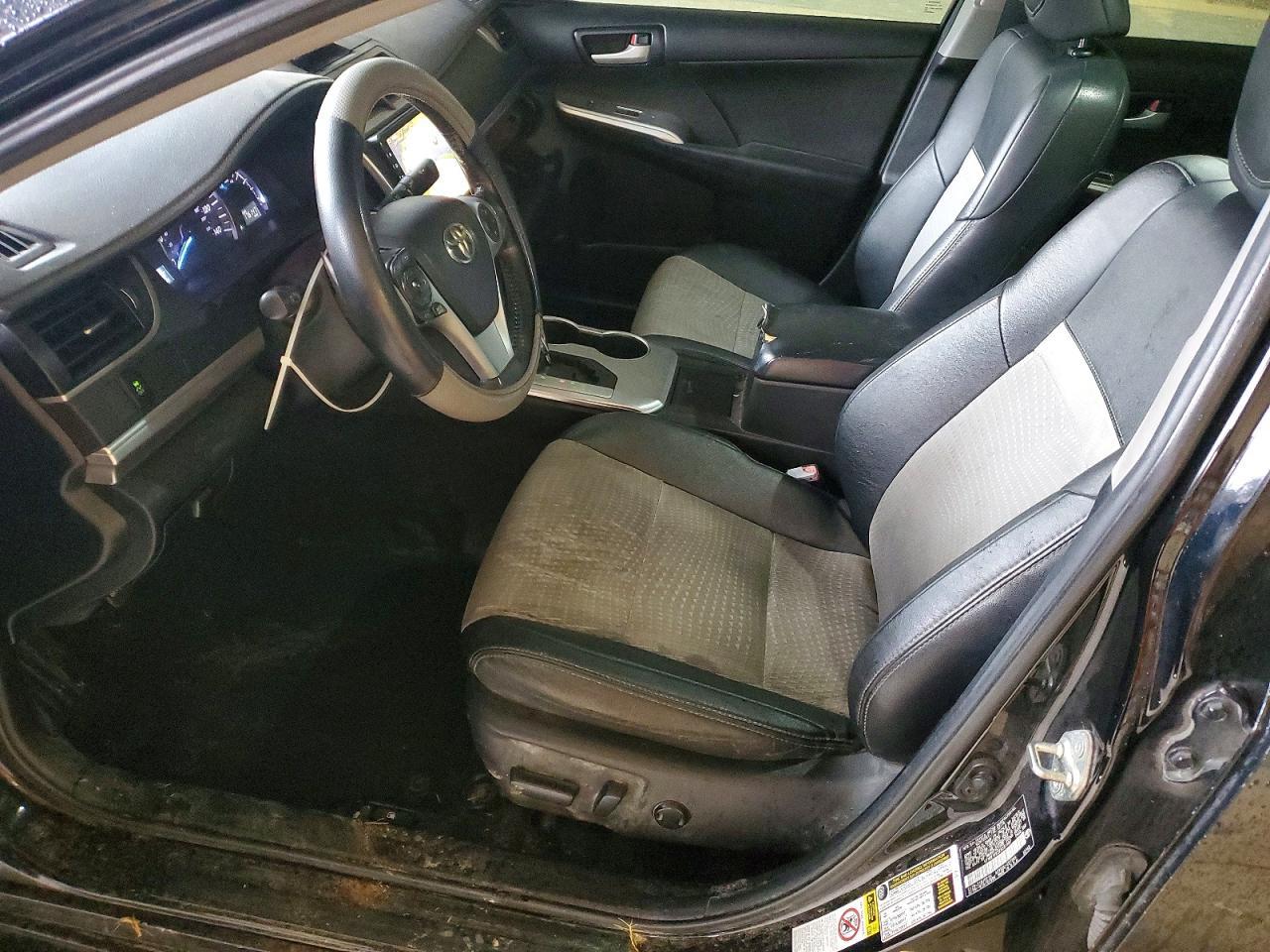 2014 TOYOTA CAMRY