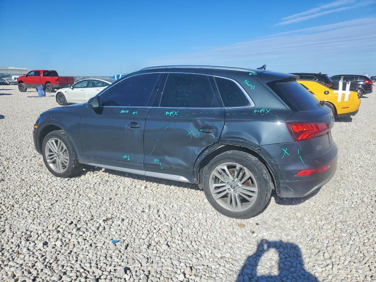 2018 AUDI Q5