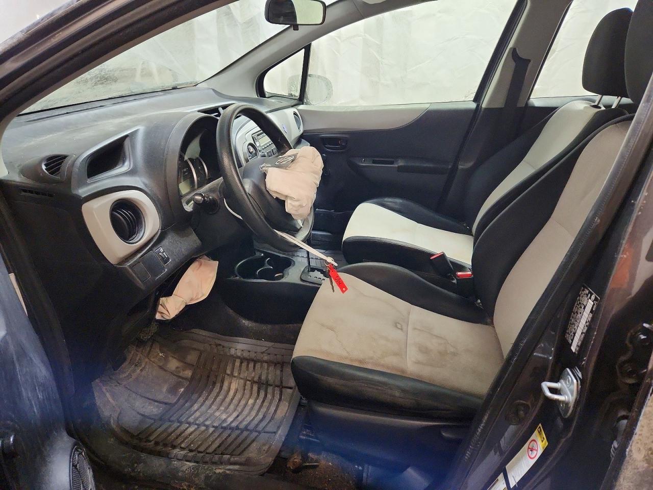 2012 TOYOTA YARIS
