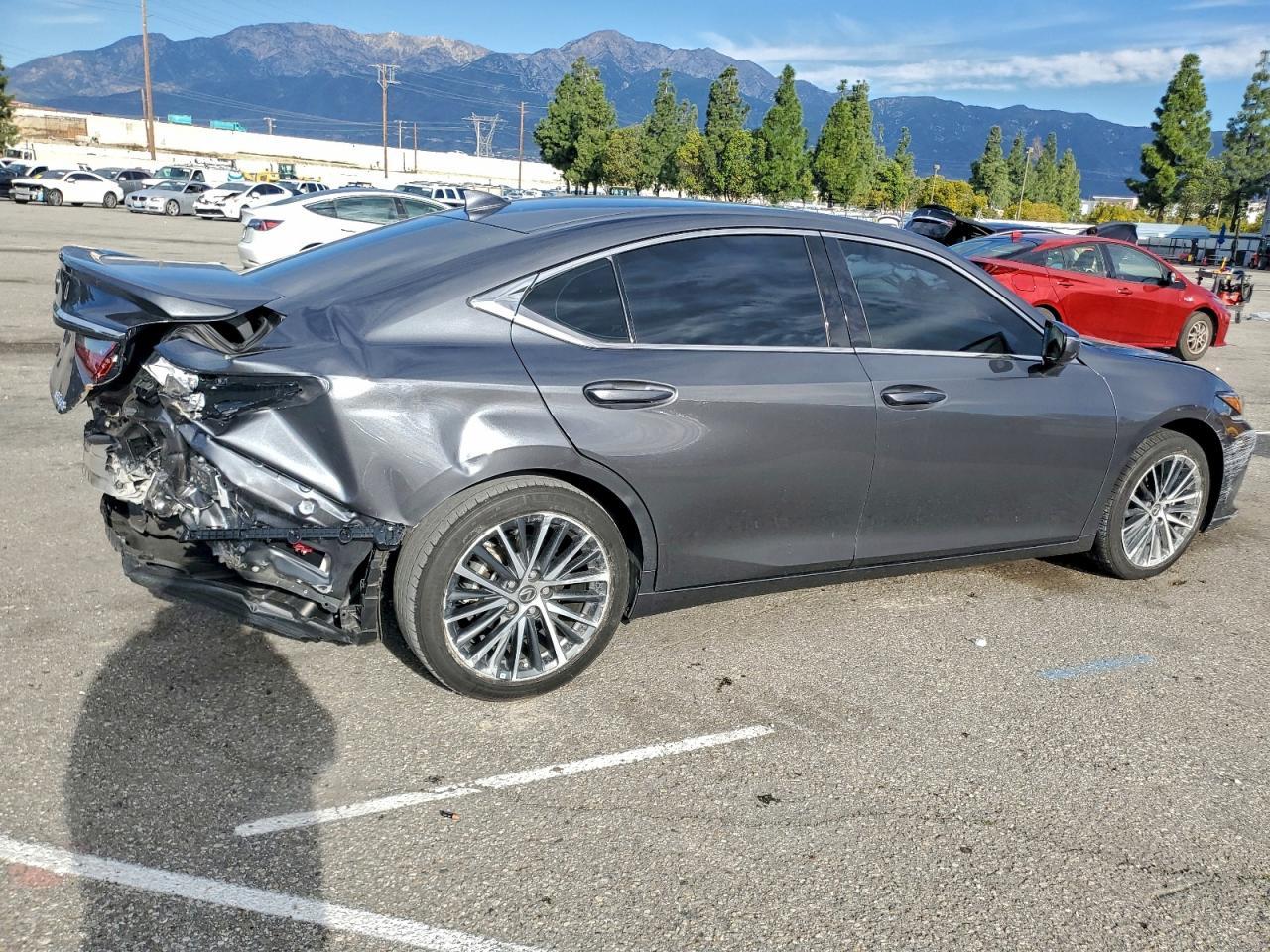 2024 LEXUS ES 300H