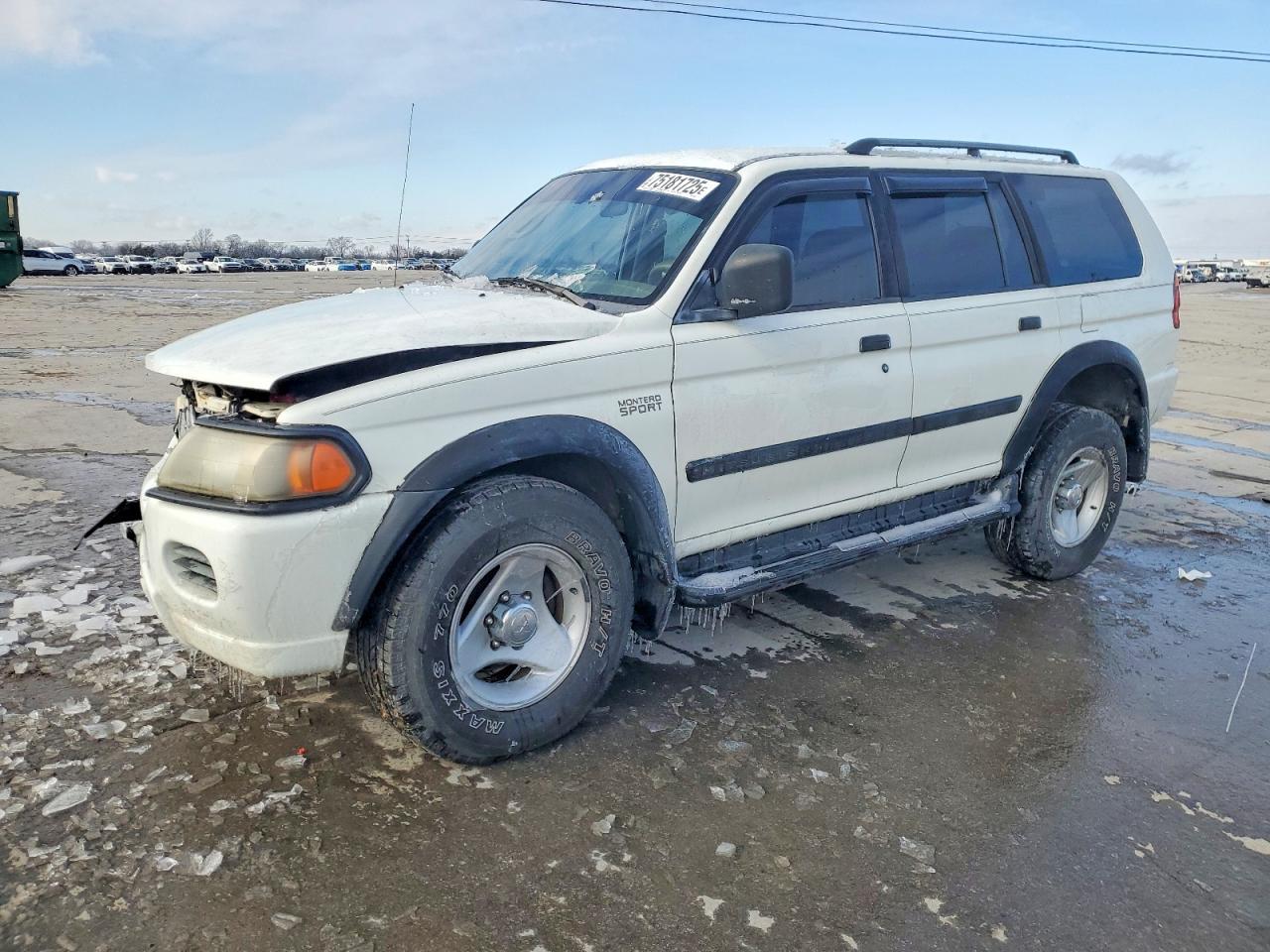 2001 MITSUBISHI Montero