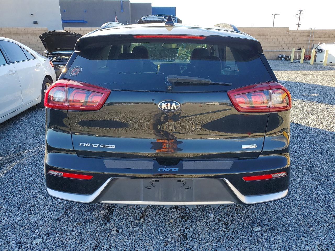 2017 KIA Niro