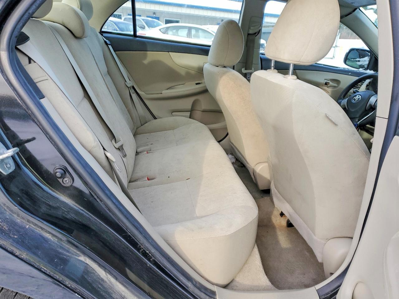 2012 TOYOTA COROLLA