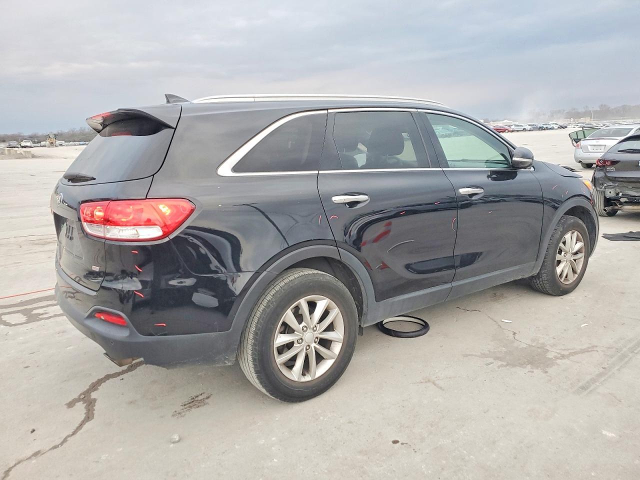 2016 KIA SORENTO