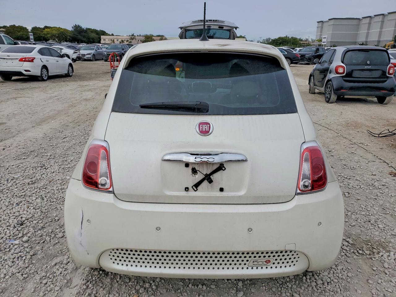 2017 FIAT 500