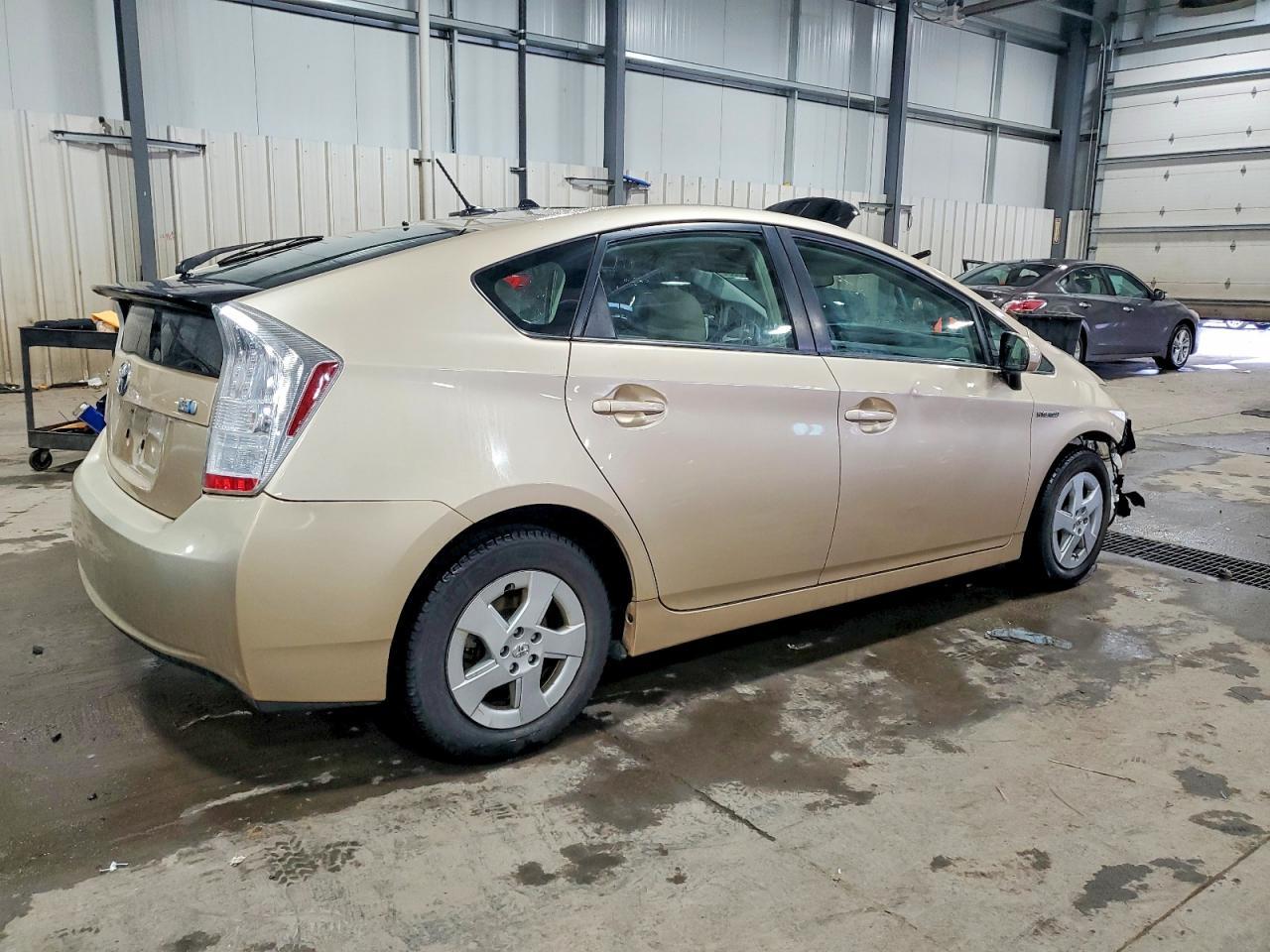 2010 TOYOTA PRIUS