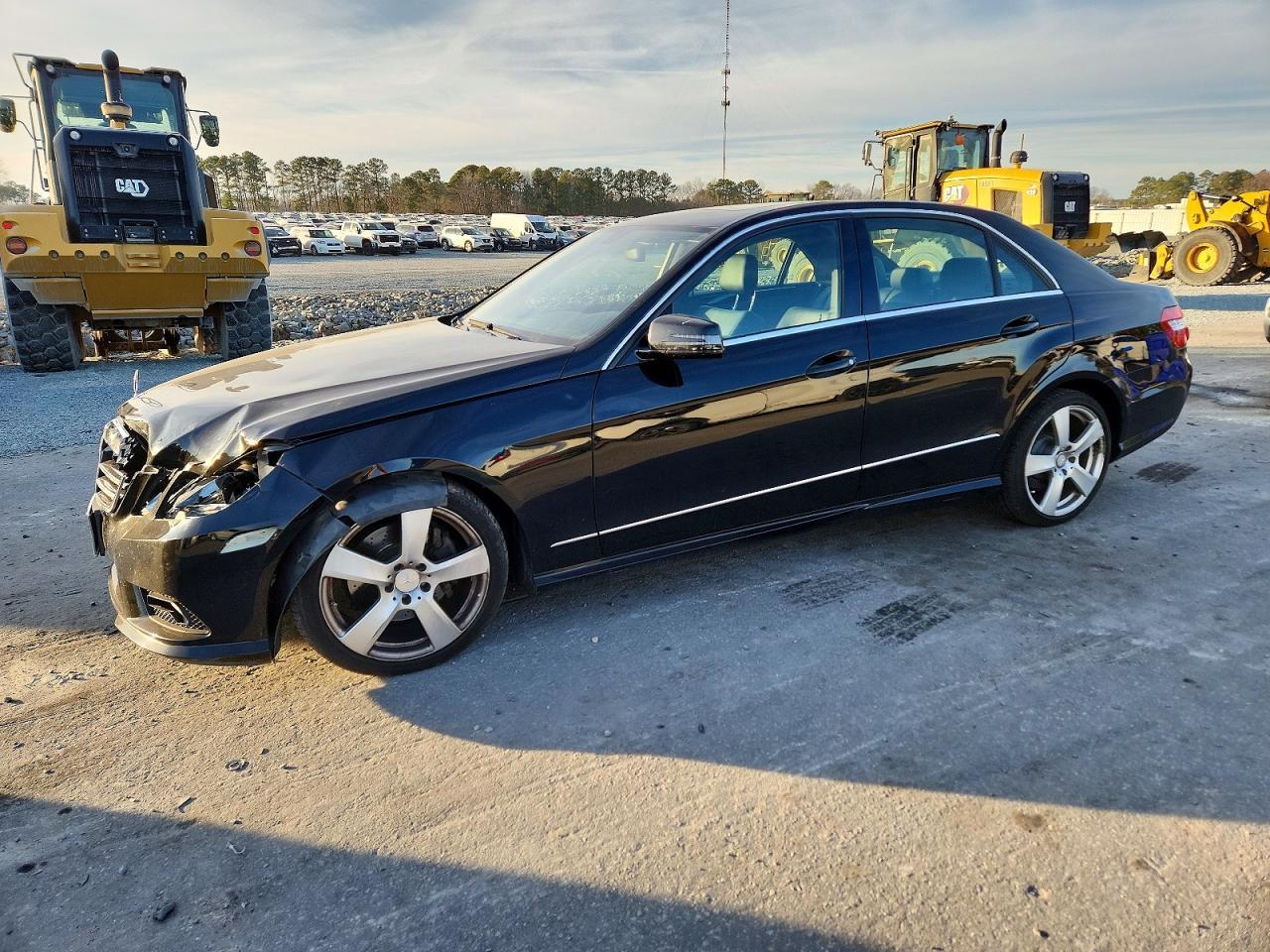 2011 MERCEDES-BENZ E-Class