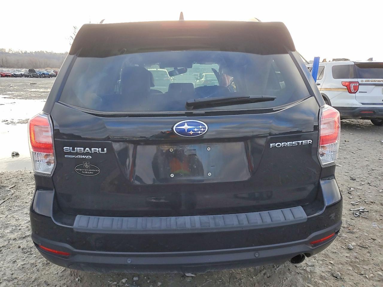 2018 SUBARU FORESTER