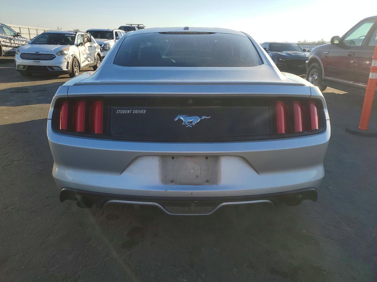 2016 FORD MUSTANG