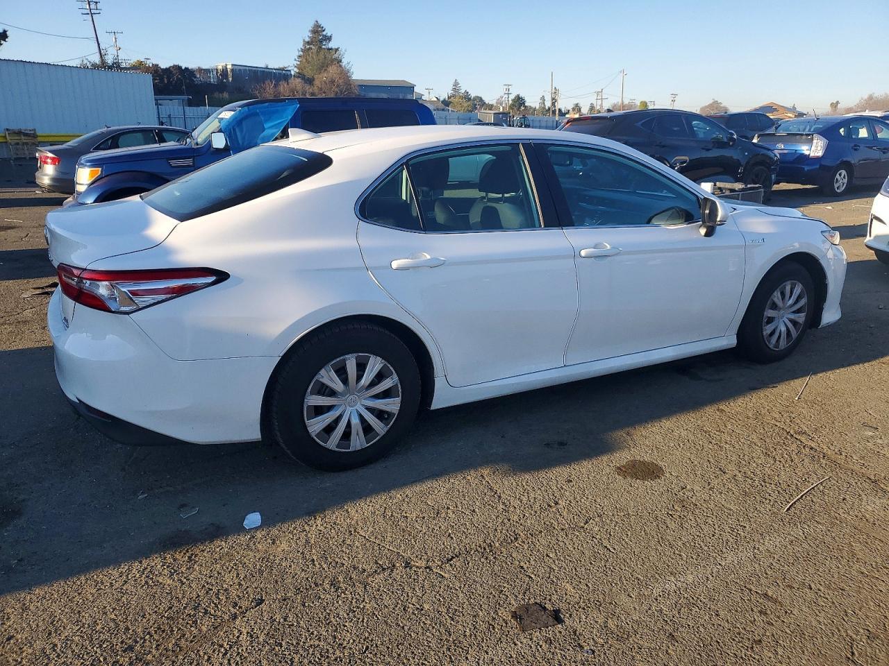 2019 TOYOTA CAMRY