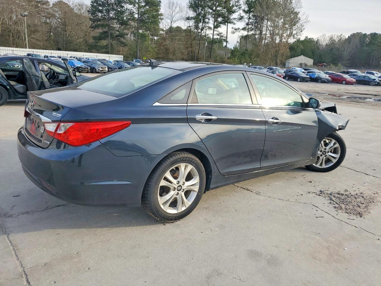 2013 HYUNDAI SONATA