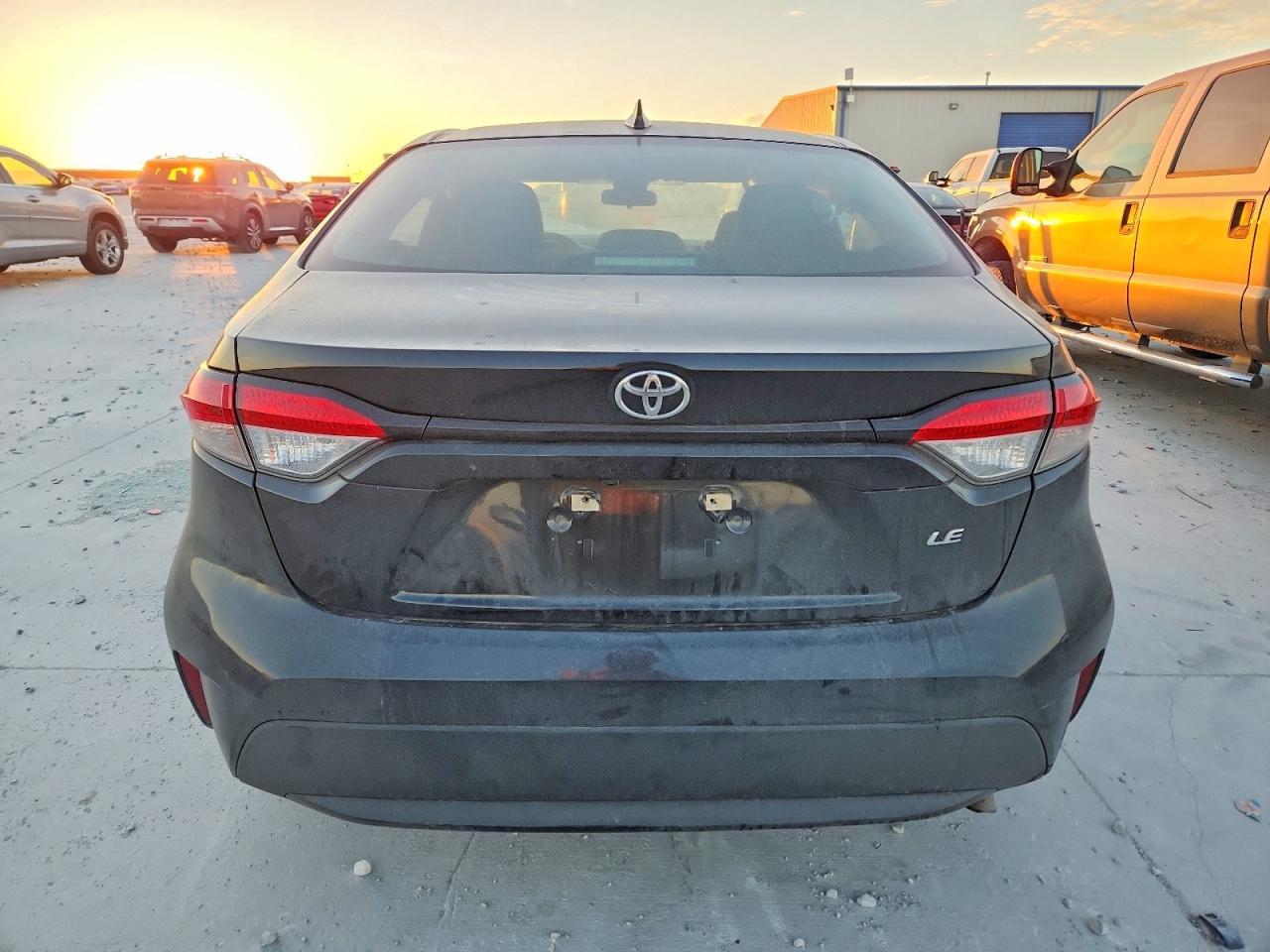 2021 TOYOTA COROLLA