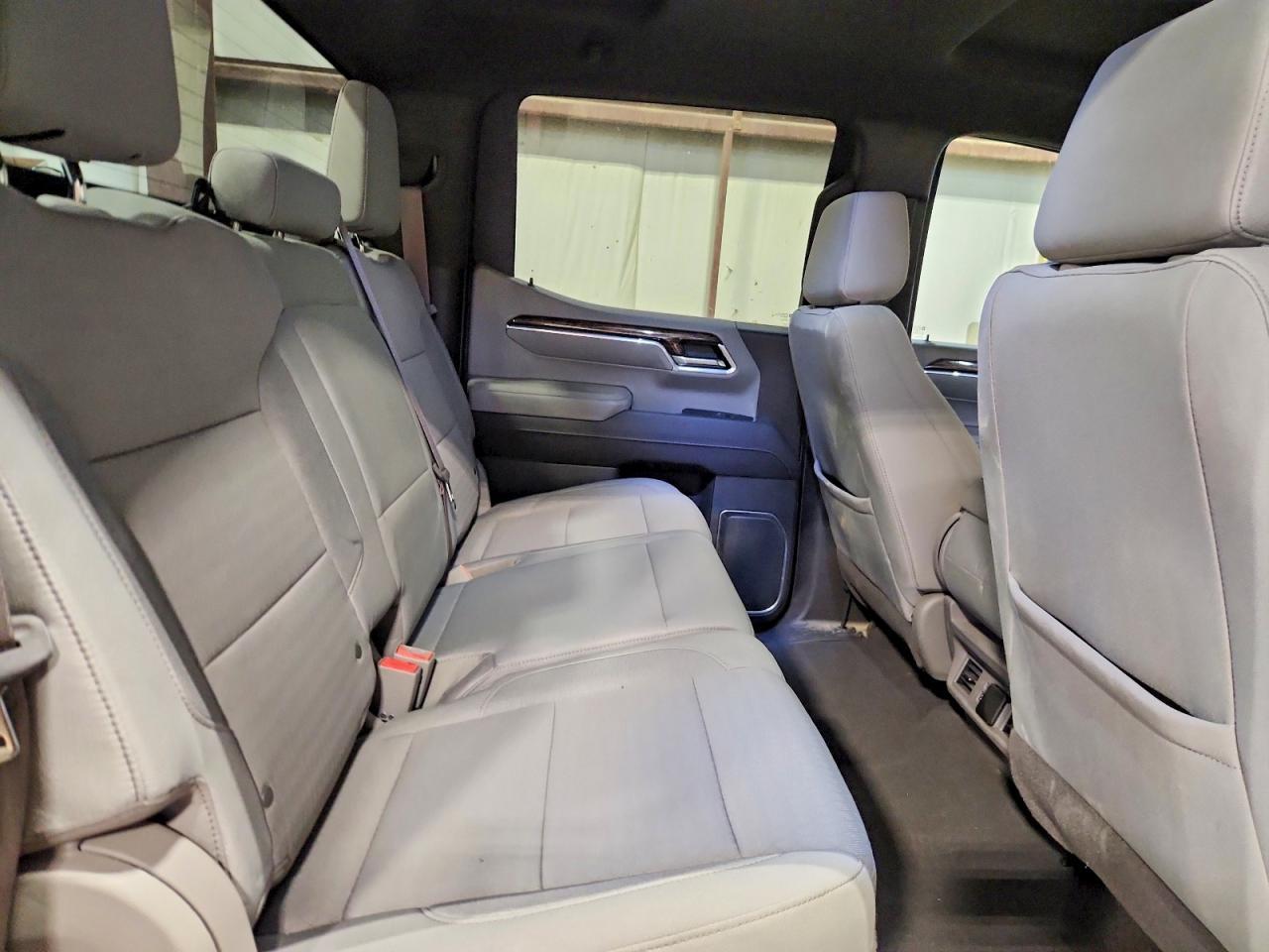 2023 GMC Sierra