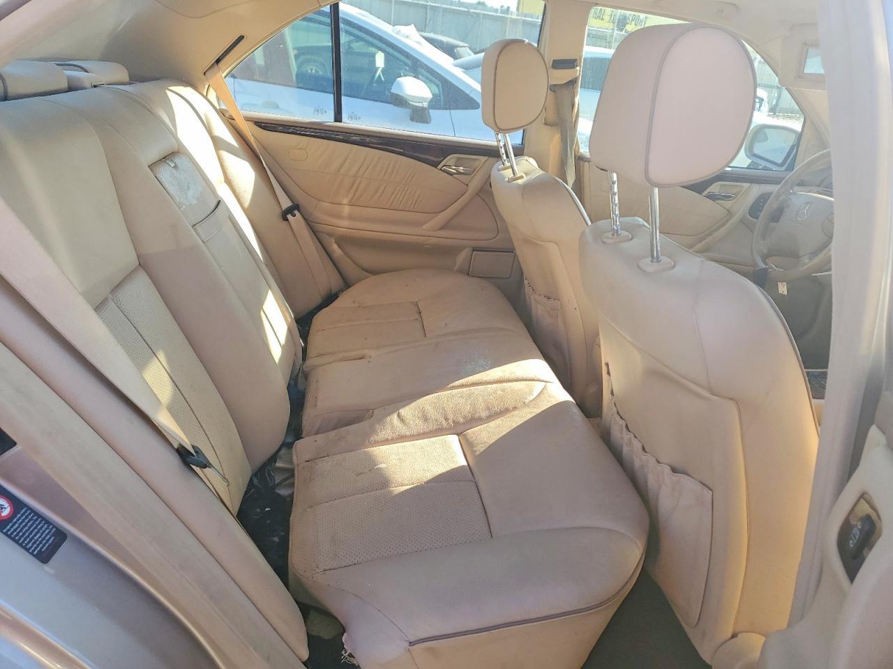 2000 MERCEDES-BENZ E-Class