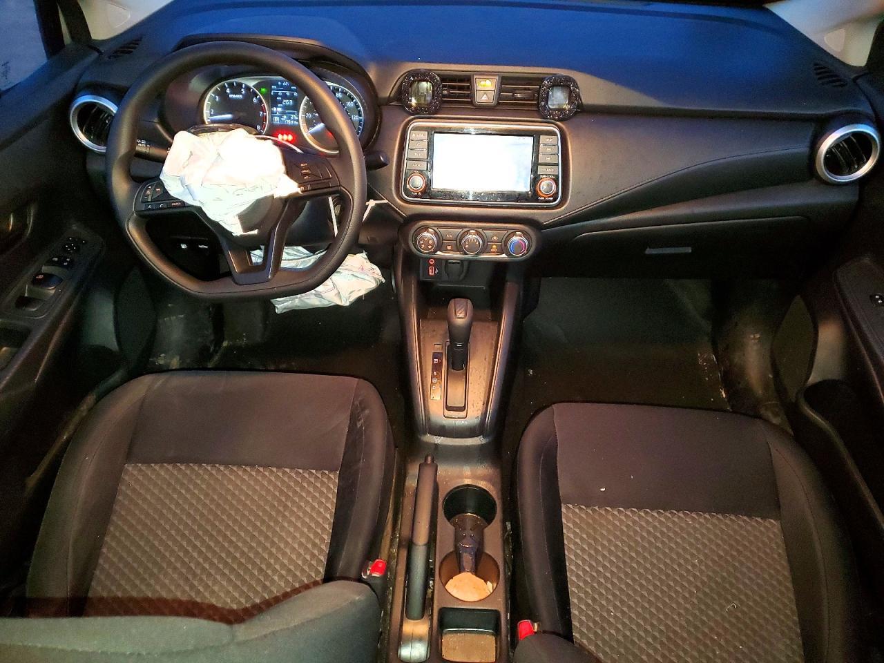 2024 NISSAN VERSA