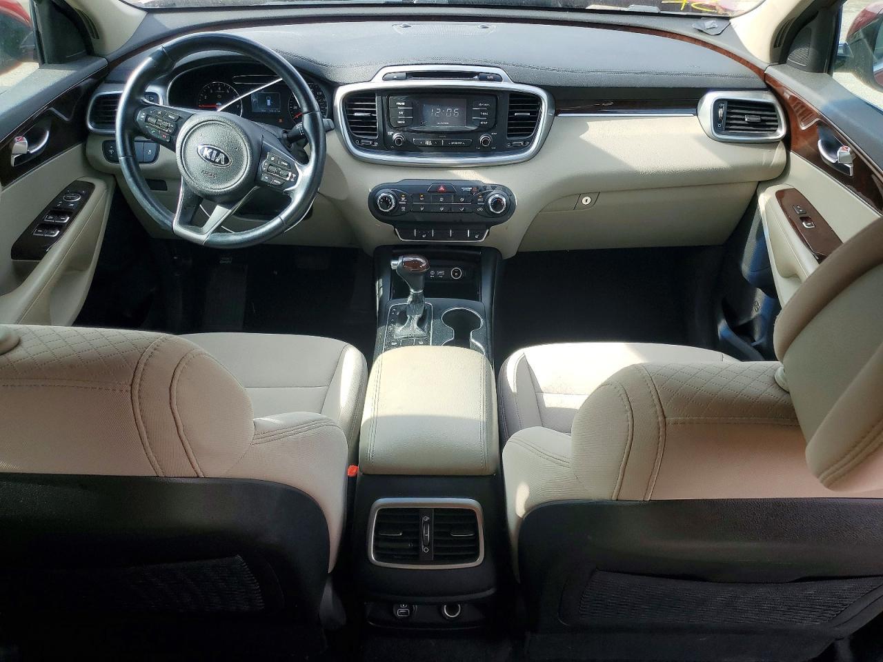 2016 KIA SORENTO