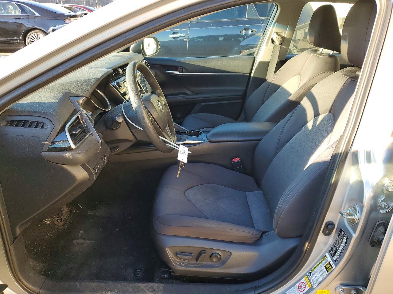 2018 TOYOTA CAMRY