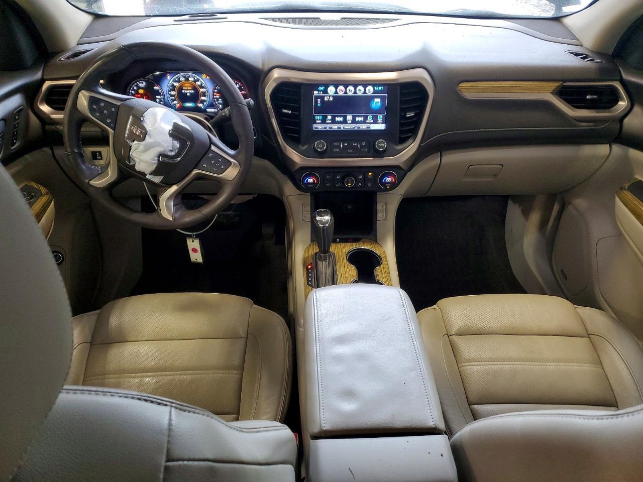 2017 GMC ACADIA