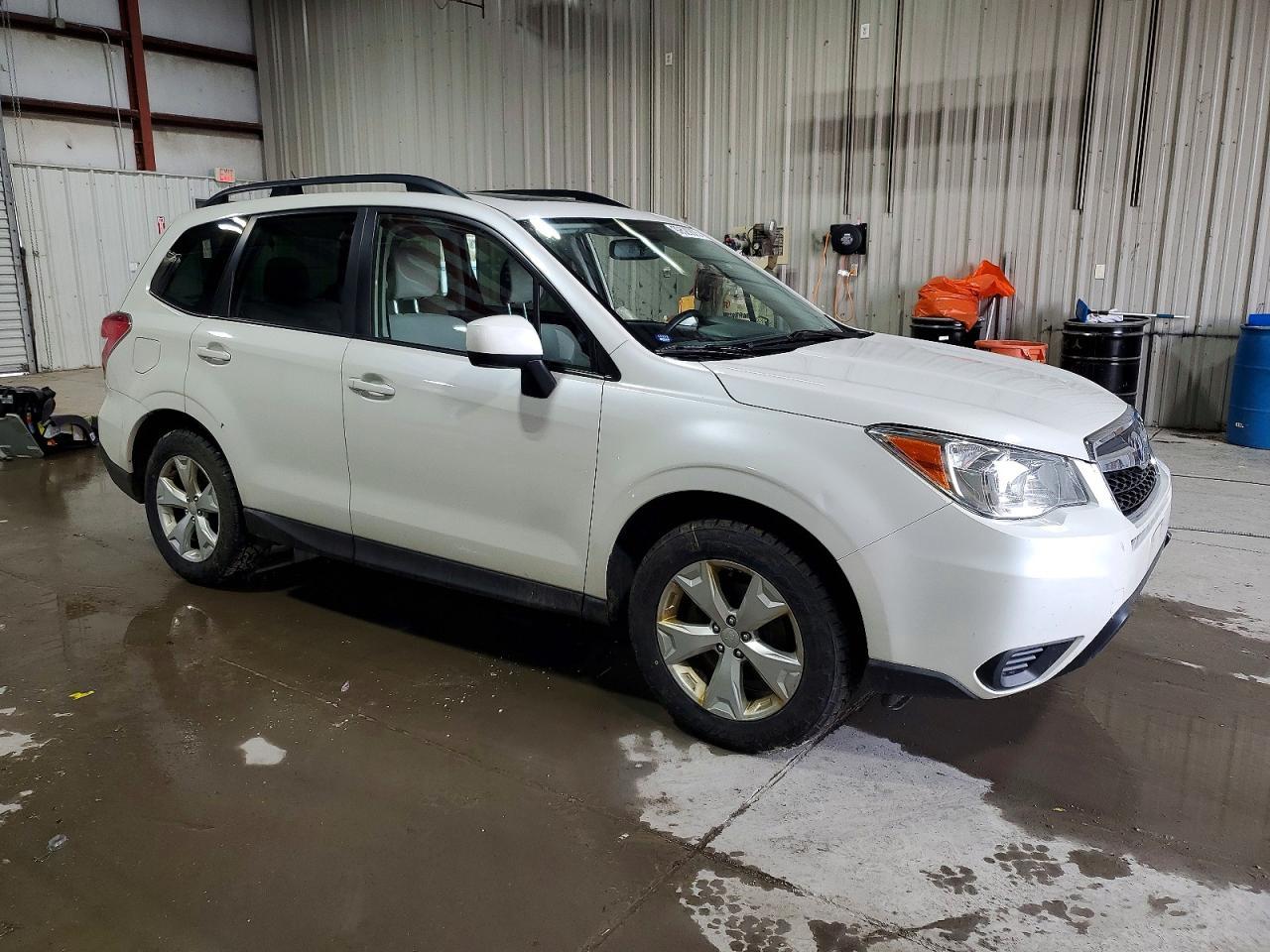 2015 SUBARU FORESTER