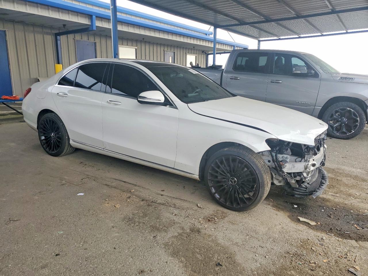 2020 MERCEDES-BENZ C-CLASS