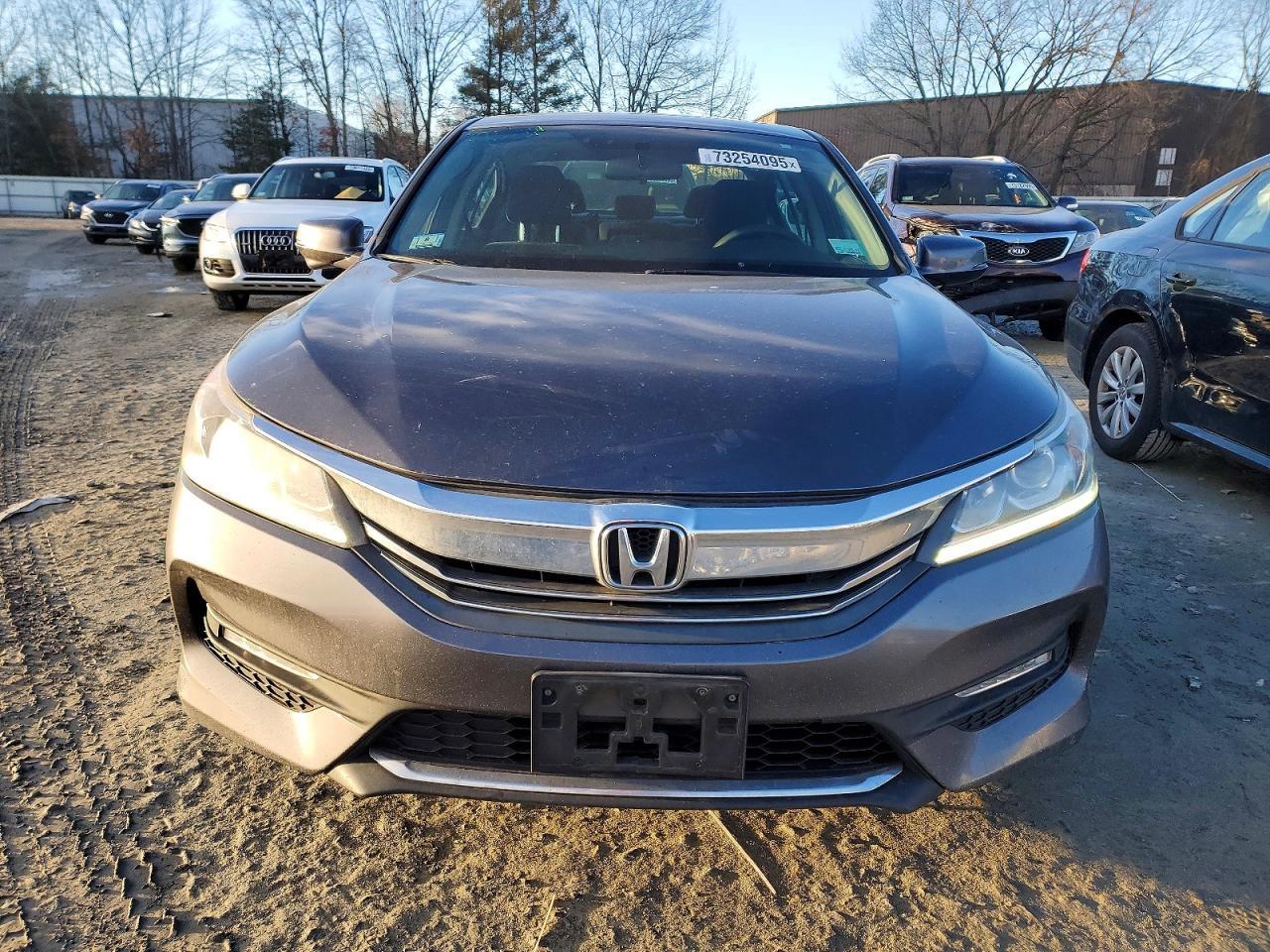 2017 HONDA ACCORD