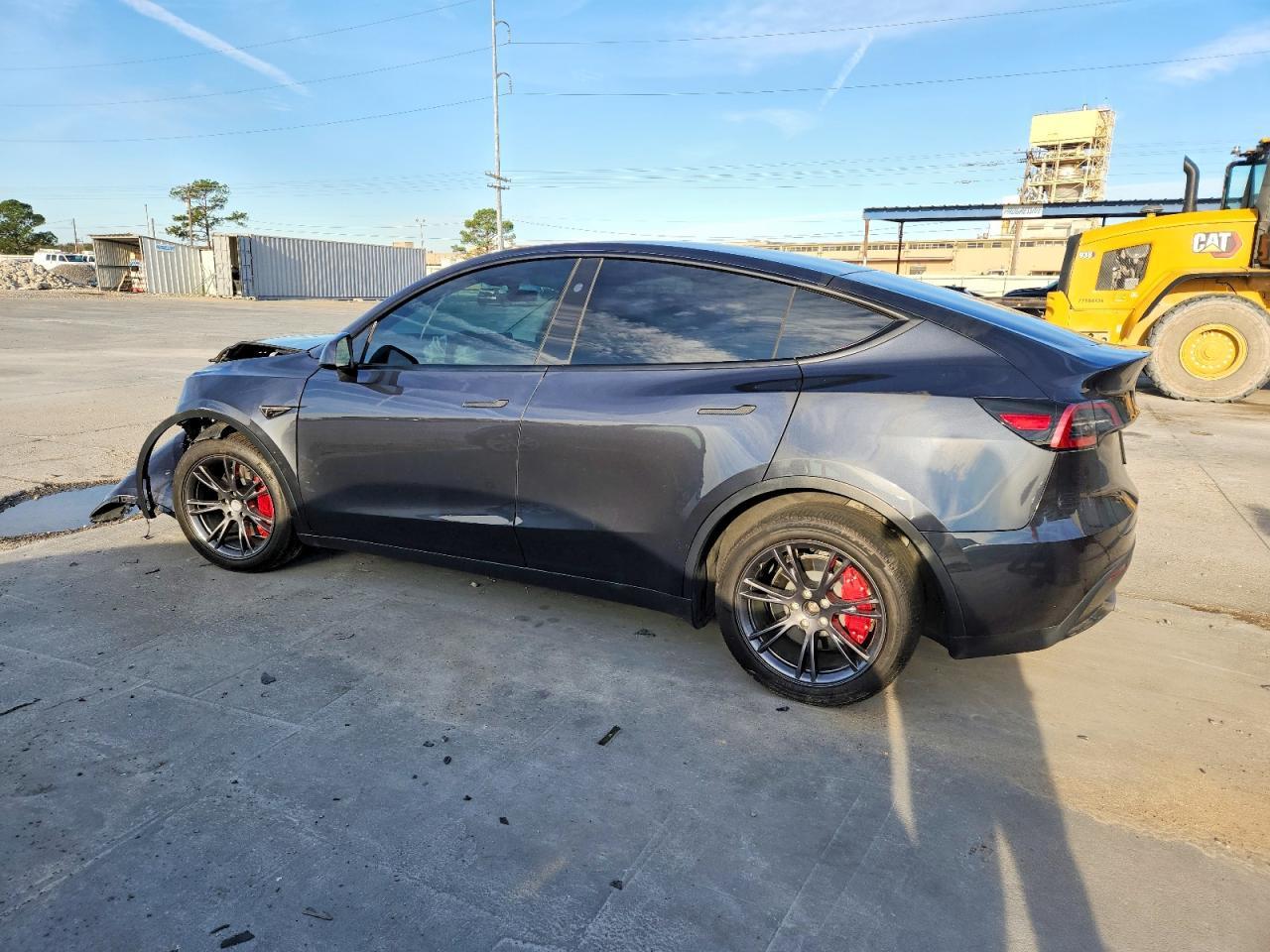 2025 TESLA MODEL Y