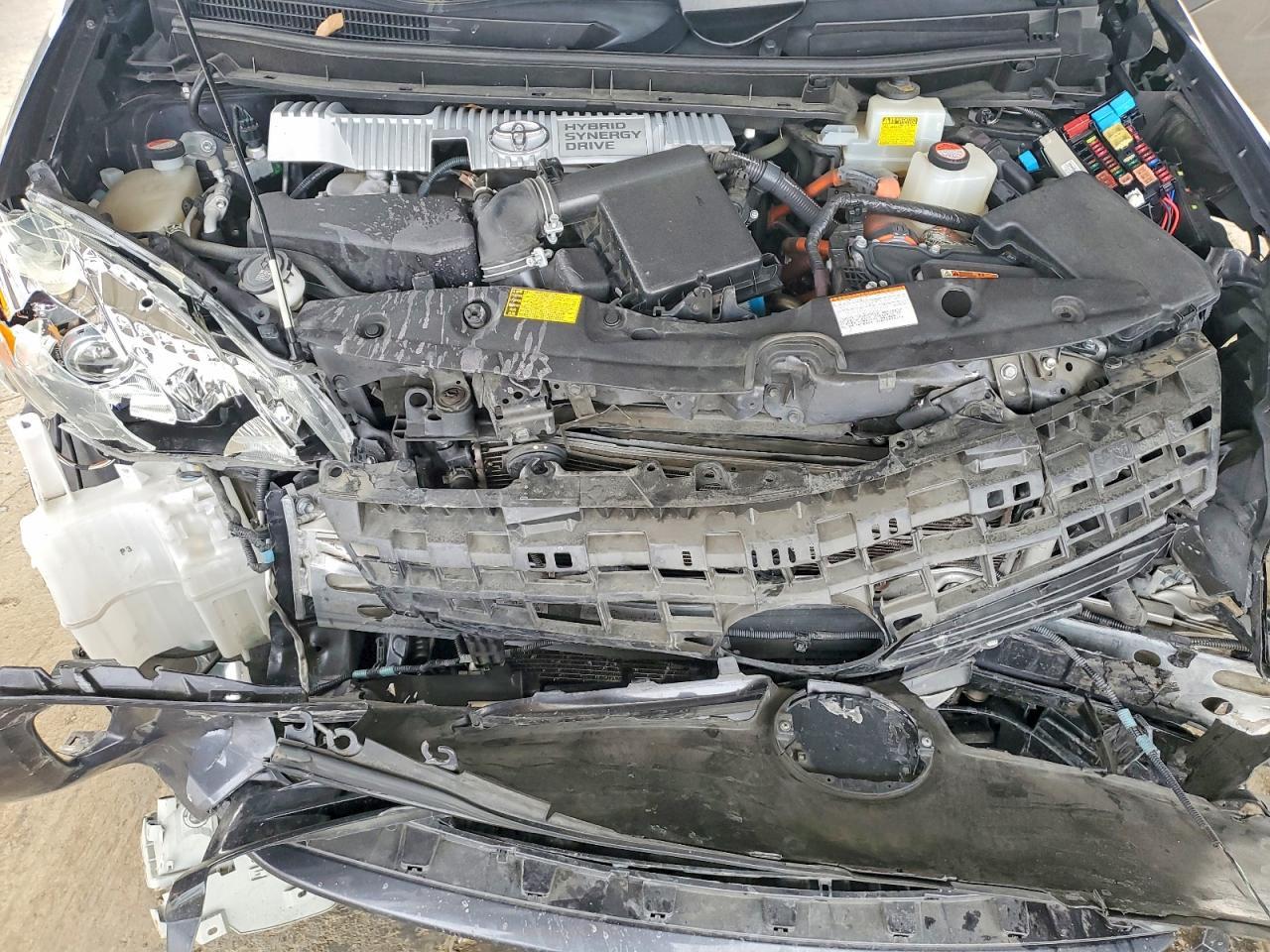 2015 TOYOTA PRIUS