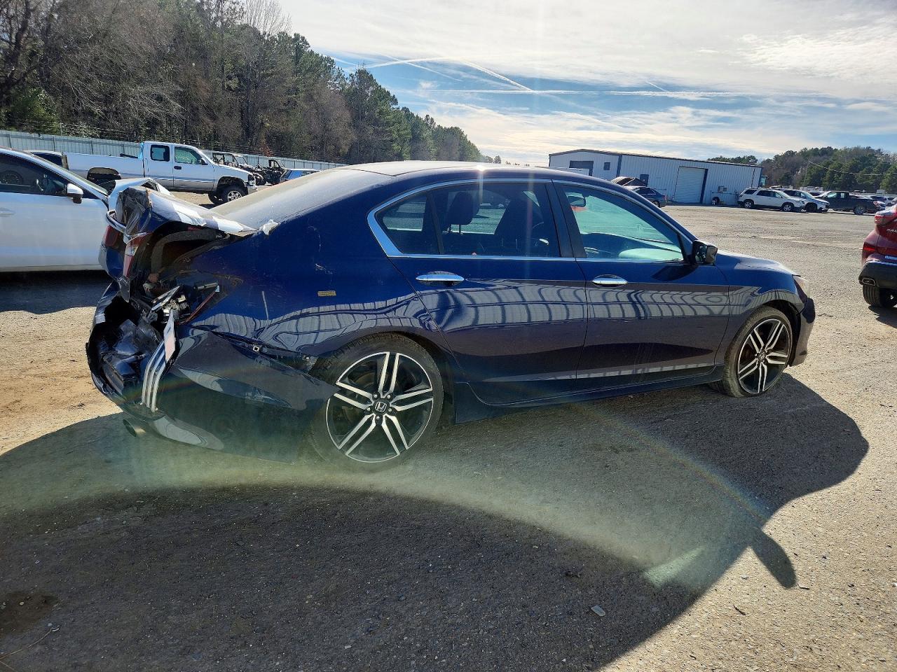 2016 HONDA ACCORD