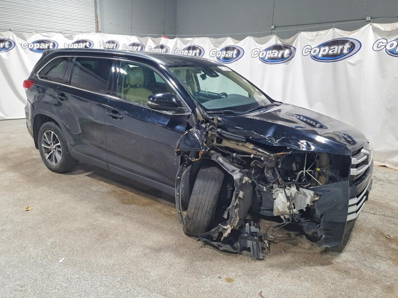 2019 TOYOTA HIGHLANDER
