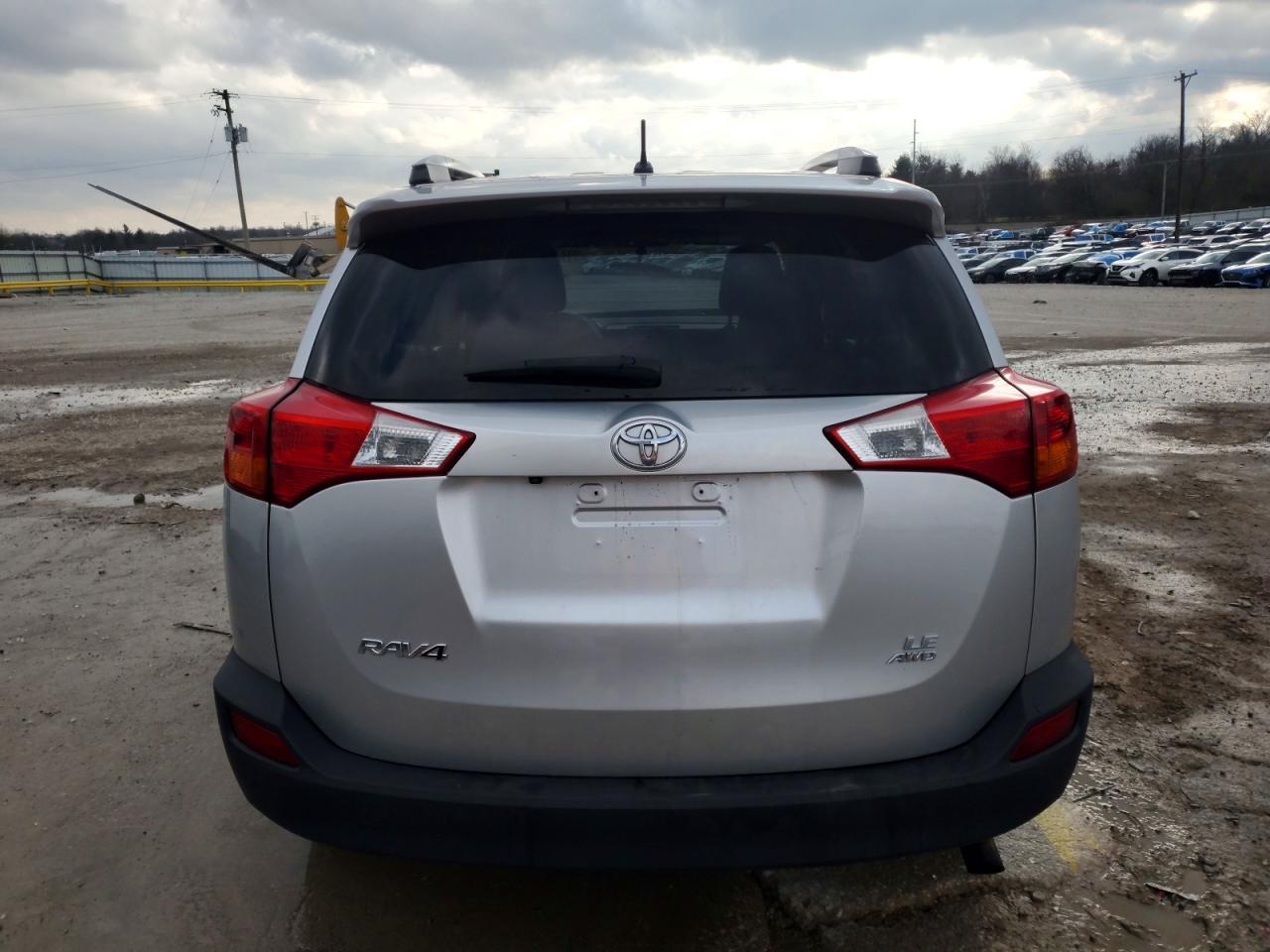 2015 TOYOTA RAV4