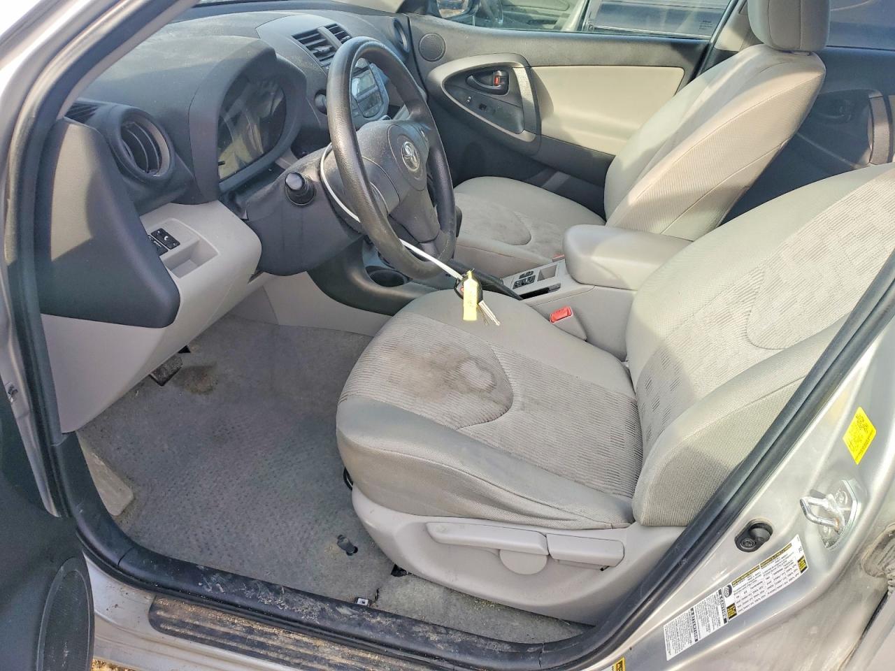 2011 TOYOTA RAV4