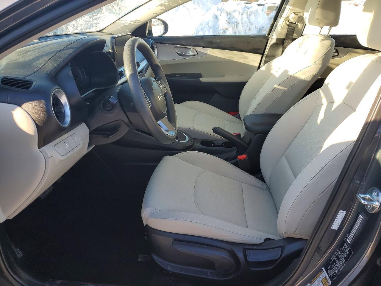 2023 KIA FORTE