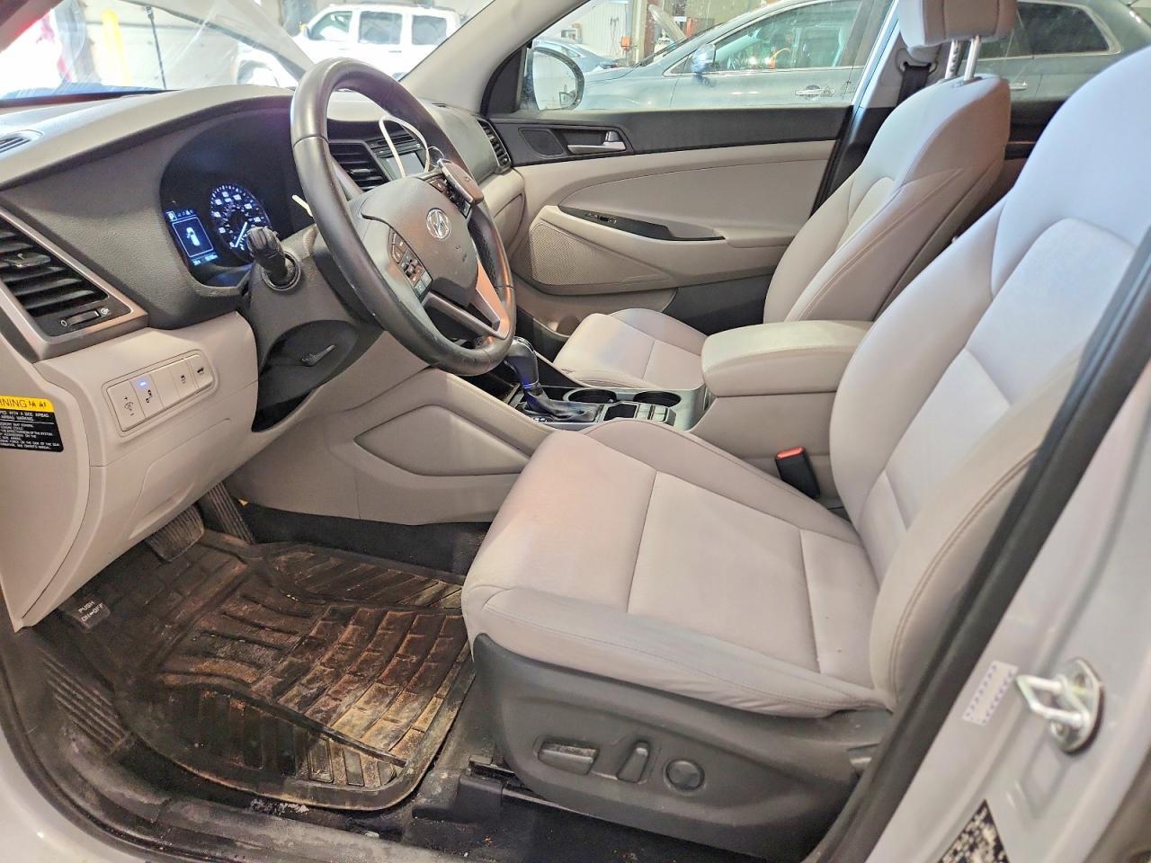 2017 HYUNDAI TUCSON
