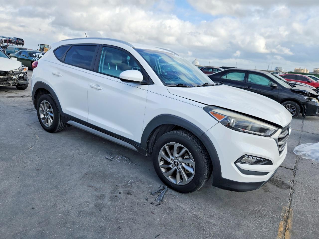 2017 HYUNDAI TUCSON